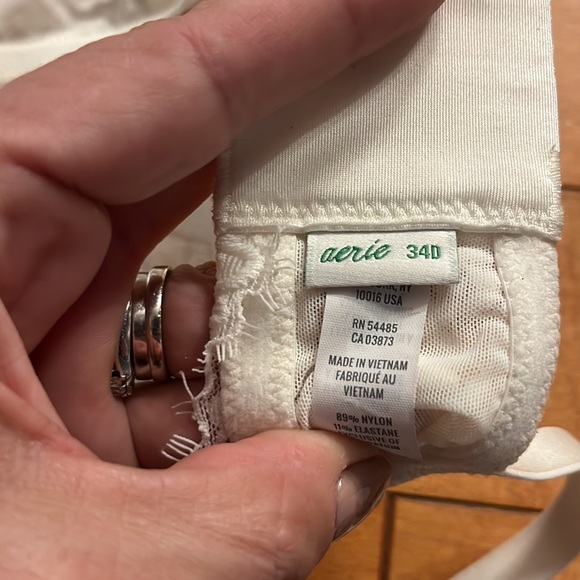 BOGO FREE ALL ITEMS Aerie NWOT 34 D Real Power Plunge off white lace push-up - Picture 9 of 12